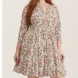 Torrid Floral Print Challis Skater dress sz 1